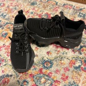Steve Madden Kids Black Sneakers Very Popular & Darling